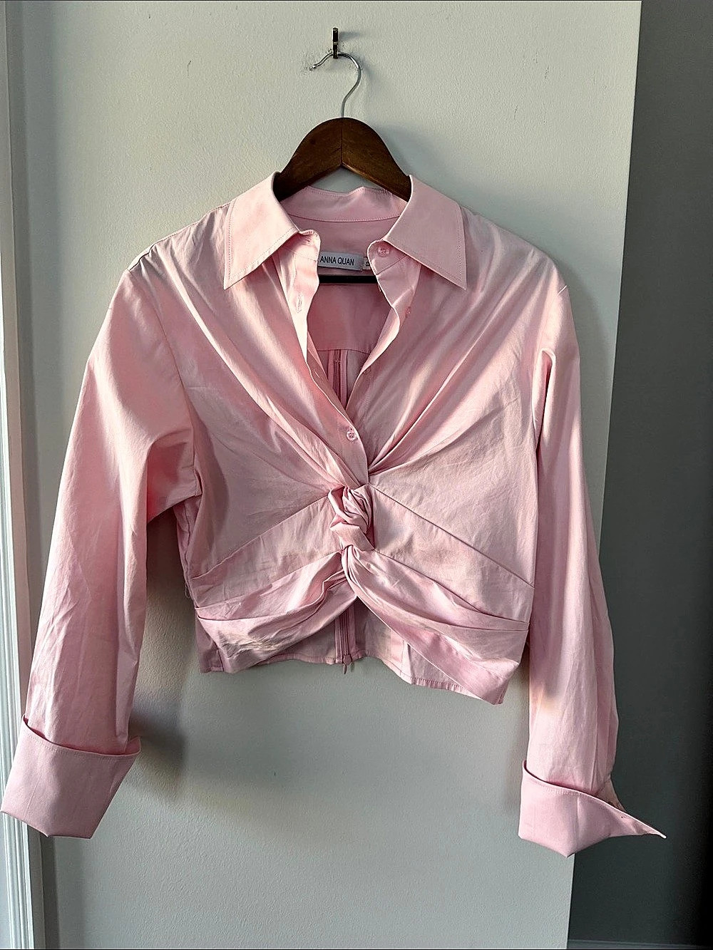 Anna Quan Pink Ruched Cropped Button Down Size 2 Like New